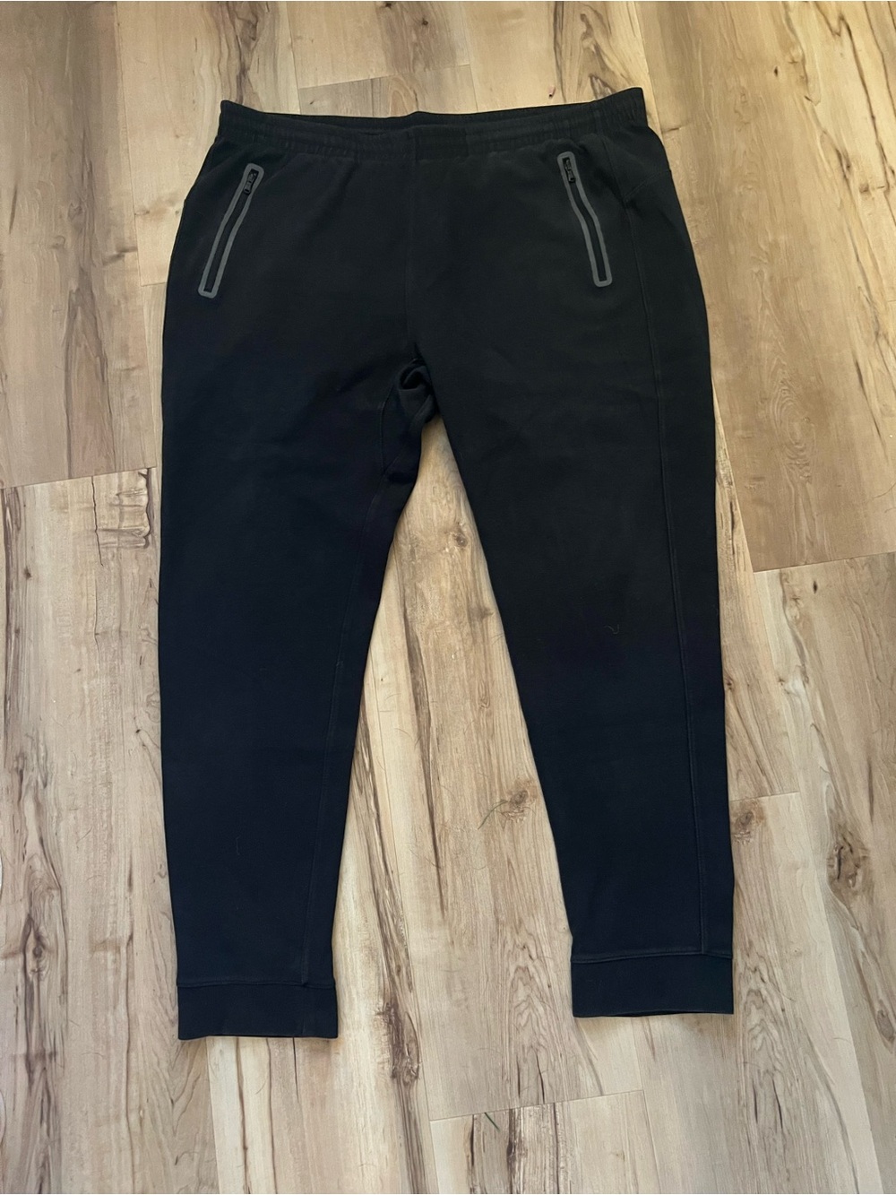 Old Navy Men's Black Joggers with Zip Pockets